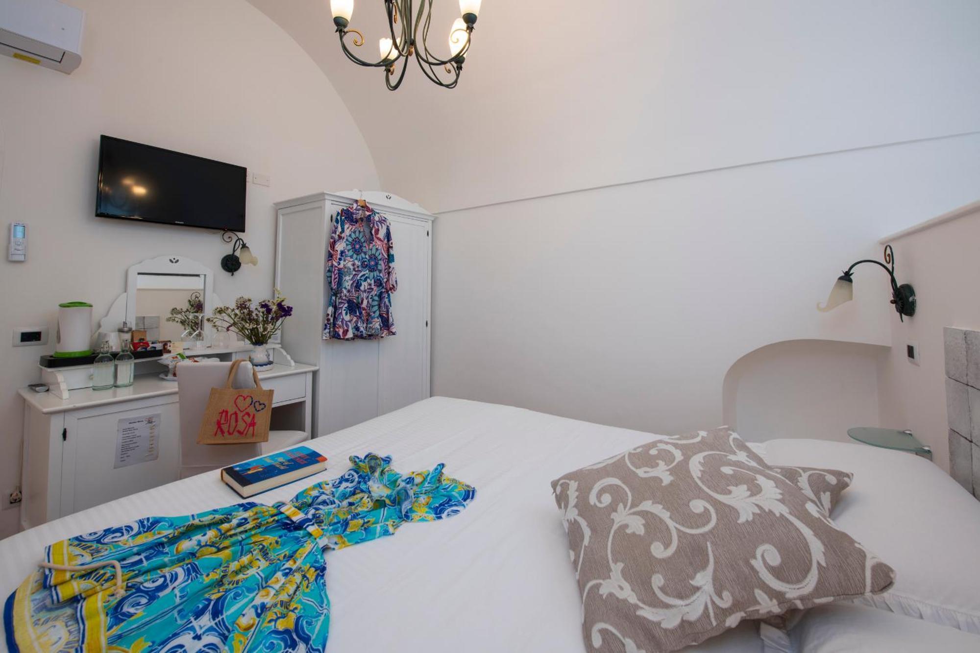 Aparthotel Antica Repubblica In Amalfi Center At 100Mt From The Sea Exterior photo